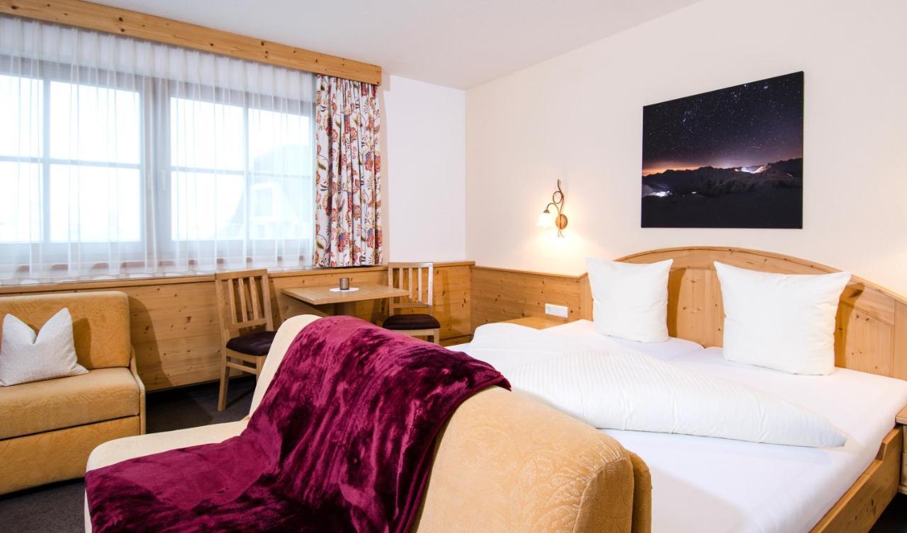 Hotel Montana イシュグル エクステリア 写真